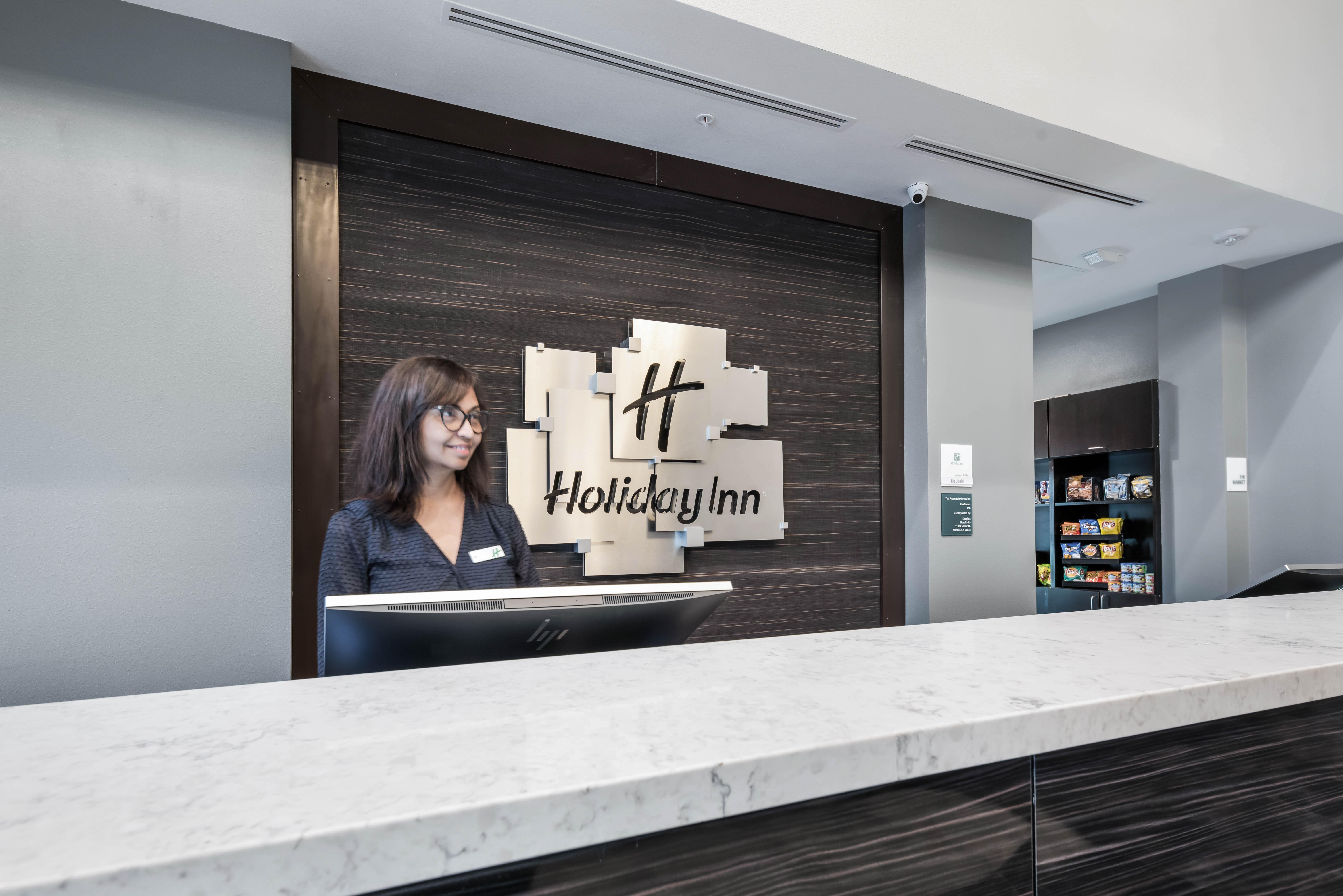 Holiday Inn Hotel & Suites Silicon Valley - Milpitas By Ihg Exterior foto