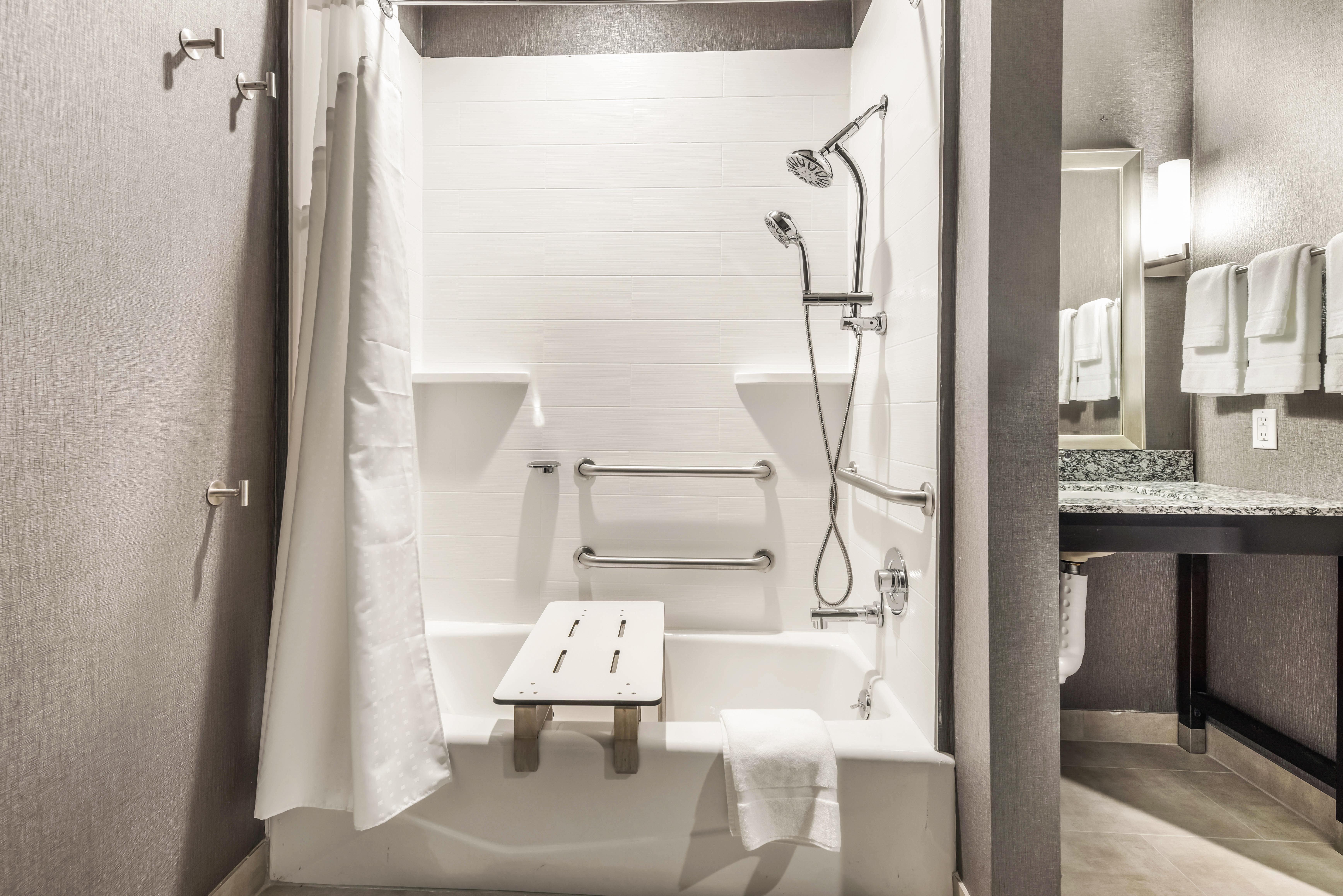 Holiday Inn Hotel & Suites Silicon Valley - Milpitas By Ihg Exterior foto
